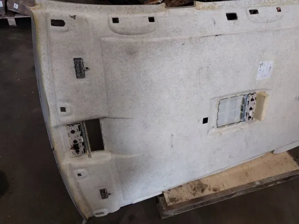 Plafonnier BMW E61 OEM 7077185 - Lumière Intérieure image 8
