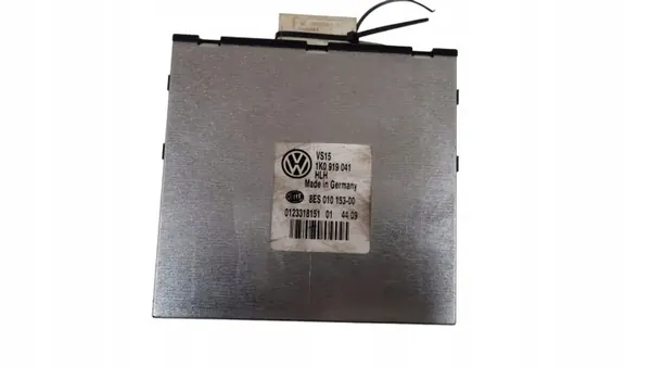 Volkswagen Golf VI Spanningsomvormer OEM 1K0919041 image 2