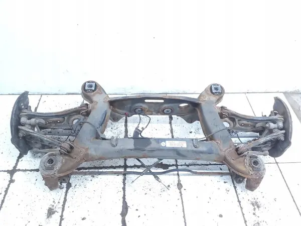 Mercedes-Benz Hinterfedern OEM 2033506659 Gebraucht image 2