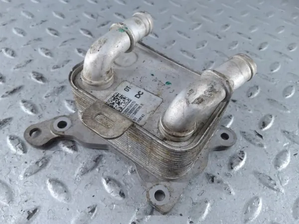 Refroidisseur d'huile boîte Mercedes-Benz A W177 OEM 213055917R image 3