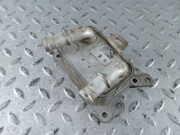 Refroidisseur d'huile boîte Mercedes-Benz A W177 OEM 213055917R image 4