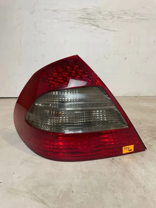 Vänster bakljus Mercedes W211 Lift image 2