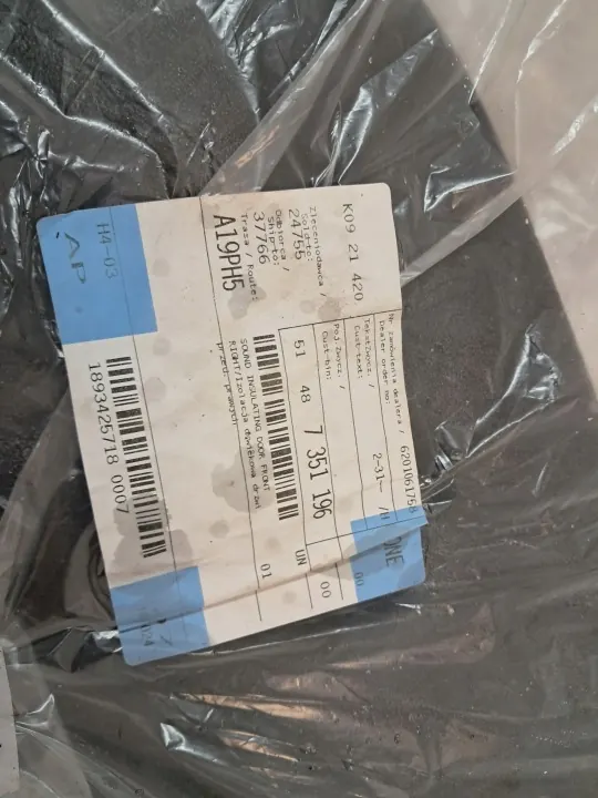 BMW X4 F25 Höger Framdörrisolering OEM 7351196 image 3