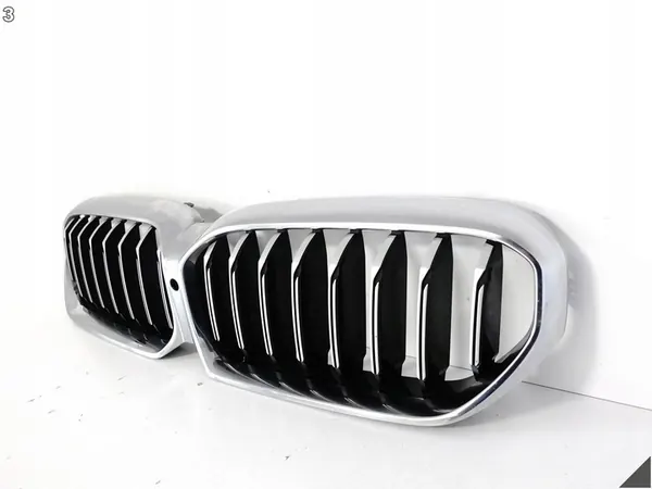 BMW 5 G30 G31 M5 F90 LCI Front Grill image 4