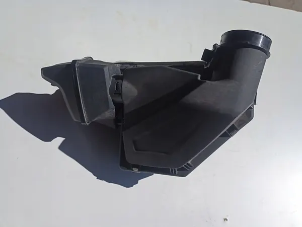 Ilmansuodattimen Kotelo BMW G20 G21 G22 G23 M340I M440I 8635100 image 2