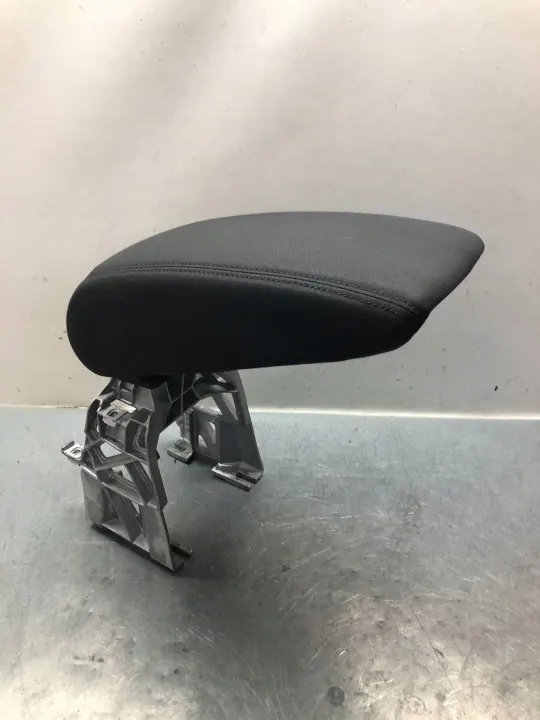 Tygarmskydd OEM 8V0864283 för Audi A3 8V Sedan/Sportback image 2