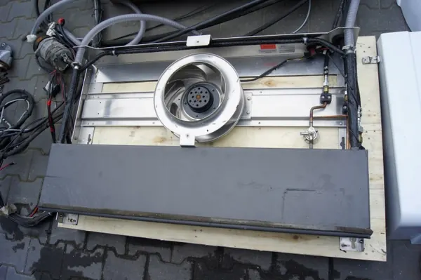 OEM bnt-402201-001 Compressor AC autocarro 15 m³ usado image 8