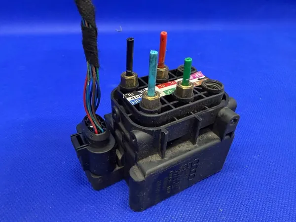 Jousitusventtiili OEM 4H0616013B Audi A6/A7:lle image 2