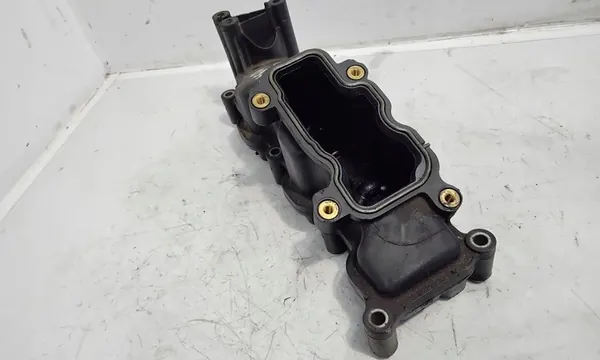 Audi Q7 4L 2008 Coletor de admissão OEM 059129711 image 3