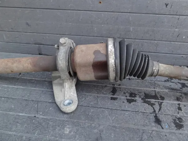 RENAULT FLUENCE 14r 1.5 DCI Höger Stödpelare OEM 391003533R image 3