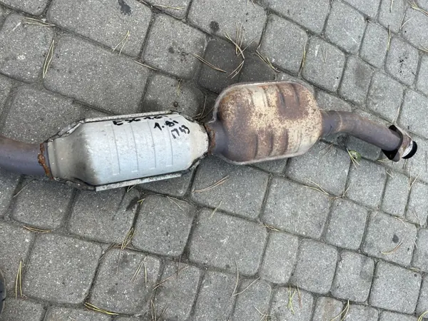 OEM Portki wydechu początek BMW 3 e46 m43 1.8 1.9 image 8