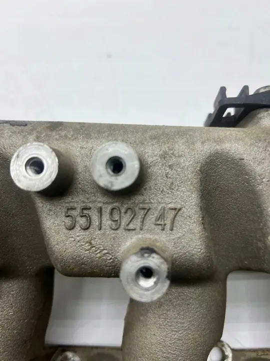 Collecteur d'admission Opel Zafira B OEM 55192747 1.9L Diesel image 8