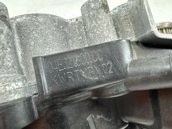 Pompa acqua Volkswagen Golf VIII 2020 OEM image 8