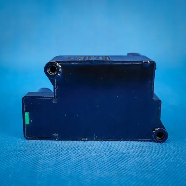 Conjunto de Válvulas Pneumáticas Audi A6 A7 A8 4H0616013A image 2