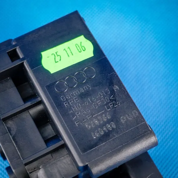 Conjunto de Válvulas Pneumáticas Audi A6 A7 A8 4H0616013A image 4