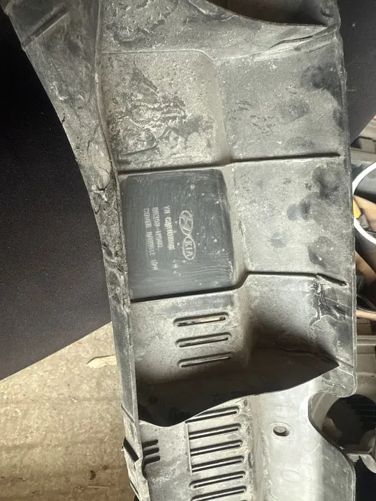 Couvre-ceinture supérieur KIA Venga OEM 86353-1P500 image 3