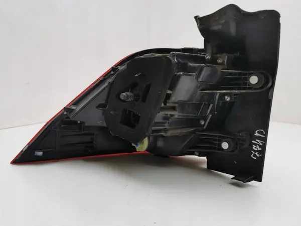 Luz trasera derecha Volkswagen Tiguan 2020 OEM 5NA945096D image 5