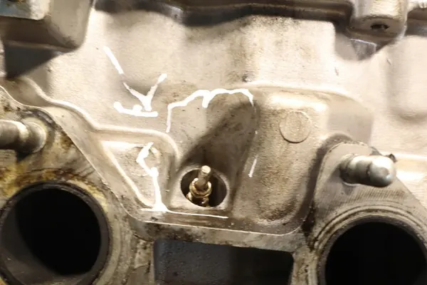 Engine Head Chevrolet Cruze 2.0TD 96440132 image 8