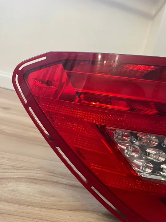 Achter Linker Lamp Mercedes C-Klasse W204 A2048201864 image 2