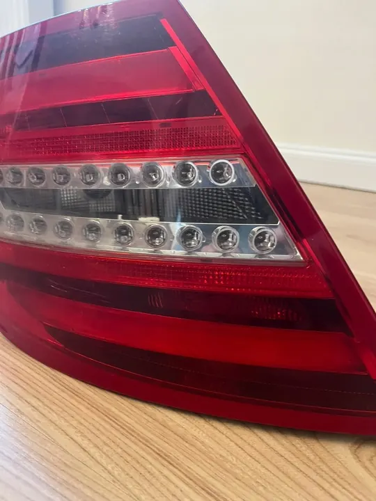 Achter Linker Lamp Mercedes C-Klasse W204 A2048201864 image 4