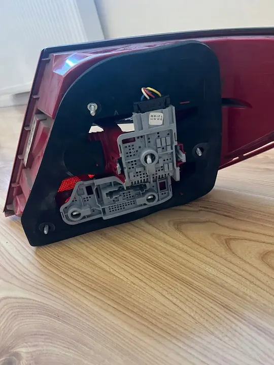 Achter Linker Lamp Mercedes C-Klasse W204 A2048201864 image 7