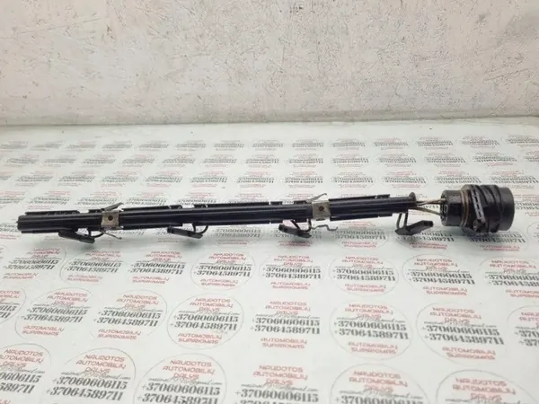 Rampes d'injection VW 038971803 1.9L Diesel 2005 image 2