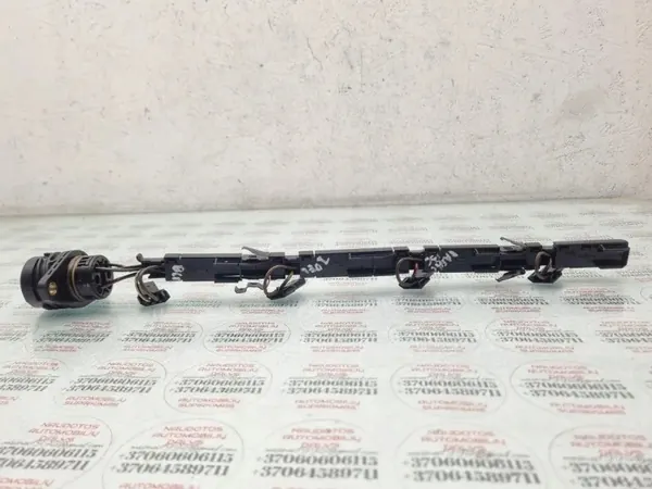 Rampes d'injection VW 038971803 1.9L Diesel 2005 image 3