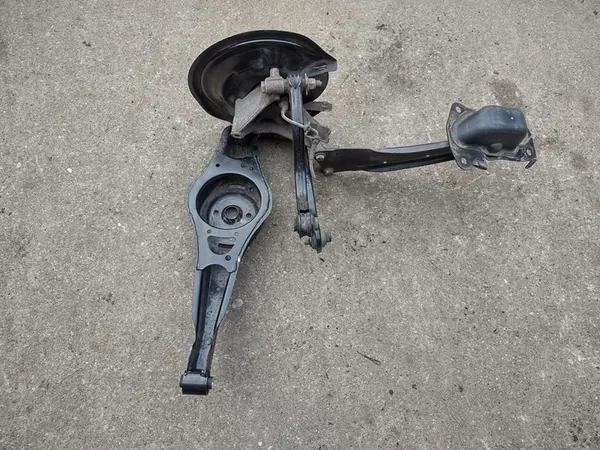 Snodo posteriore sinistro VW Passat B7 CC OEM image 3