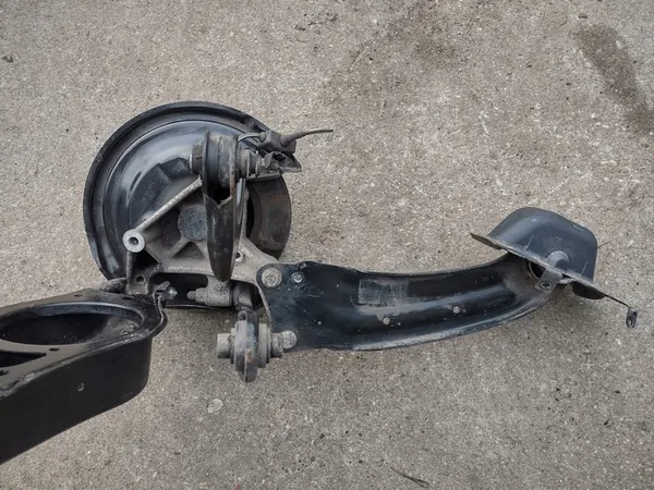 Snodo posteriore sinistro VW Passat B7 CC OEM image 4