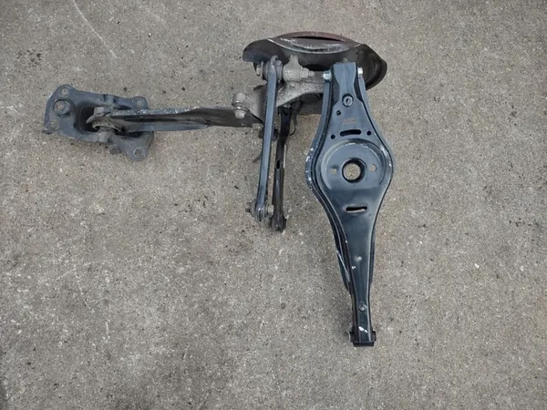 Snodo posteriore sinistro VW Passat B7 CC OEM image 8