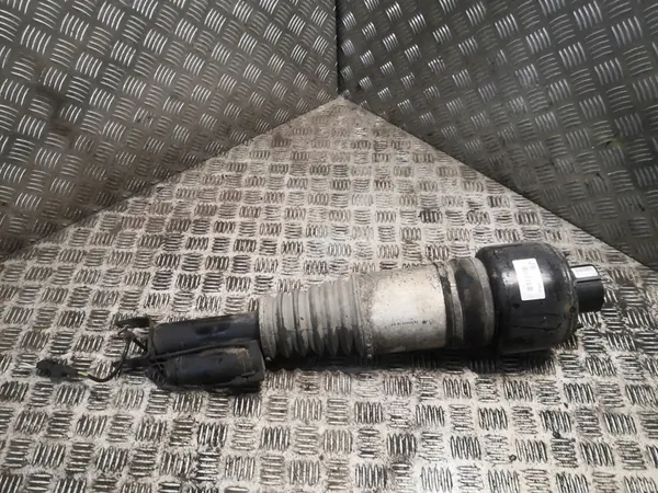 Mercedes-Benz E W211 Vänster Framdämpare image 3