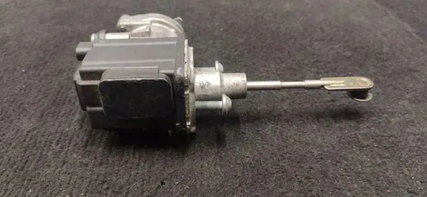 Turbo VW OEM 04E145725AB para Polo 1.2L 2014 image 2