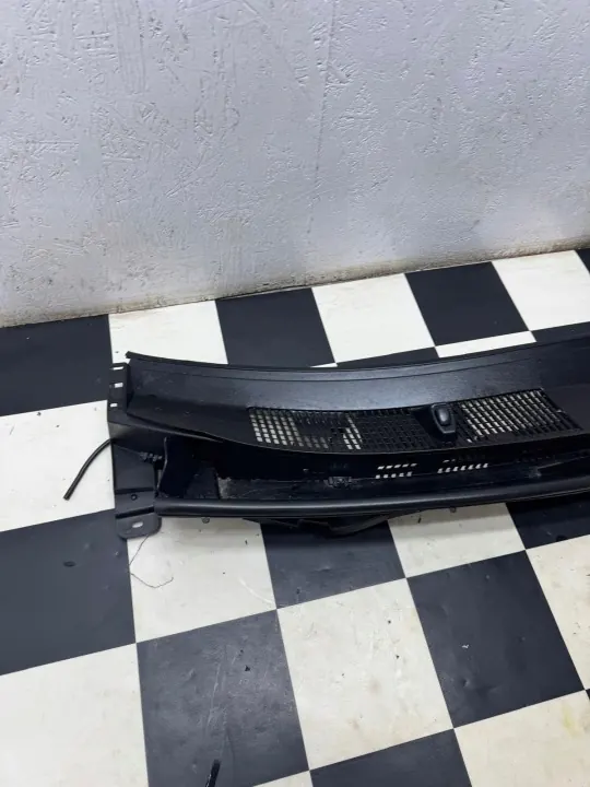 Övre plastskärm OEM 55708-0D520 image 3