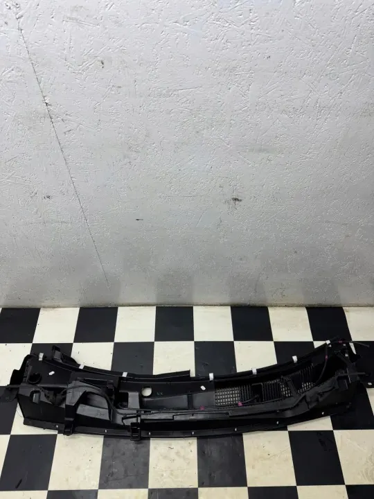 Övre plastskärm OEM 55708-0D520 image 9