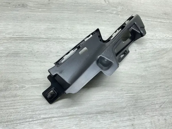 Etummaisen vasemman puskurin kiinnitysluiska Audi A3 Sedan image 2