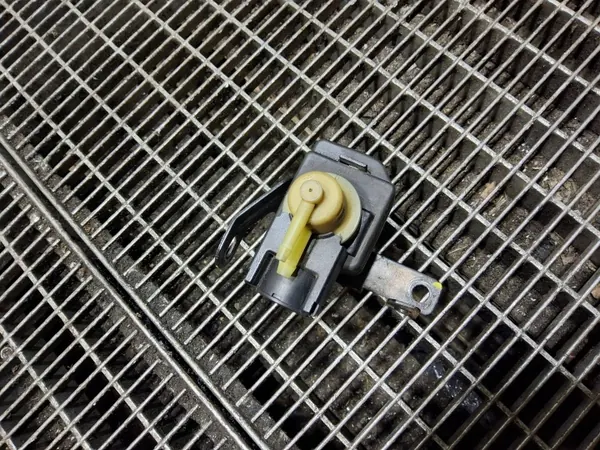 Válvula de vapor combustível OEM SKE58019 Kia Ceed image 5
