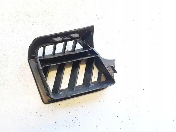 Toyota Avensis Entradas de ar da cabine 2009 2.0L 55961-05050 image 3