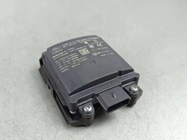 Module de surveillance d'angle mort Ford OE A2C77182805 image 2