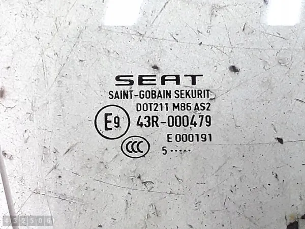 Vidrio de puerta Seat OEM e943r000479 - Usado image 3