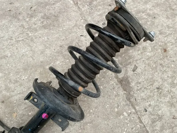 Snodo Ammortizzatore Destro Anteriore Renault Clio IV image 5