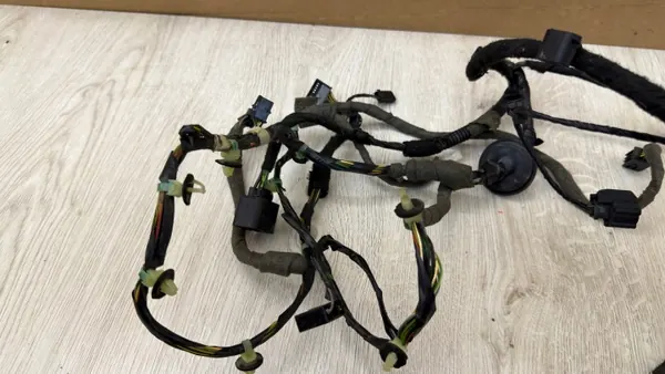 Feixe Porta Dianteiro Esquerdo Opel Insignia A OEM 13326746 image 3
