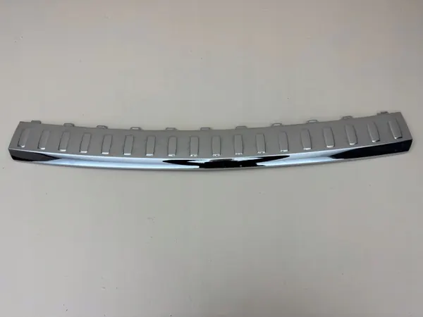 Mercedes GL X166 Bakre Stötfångare Kromlist OEM A1668840190 image 2