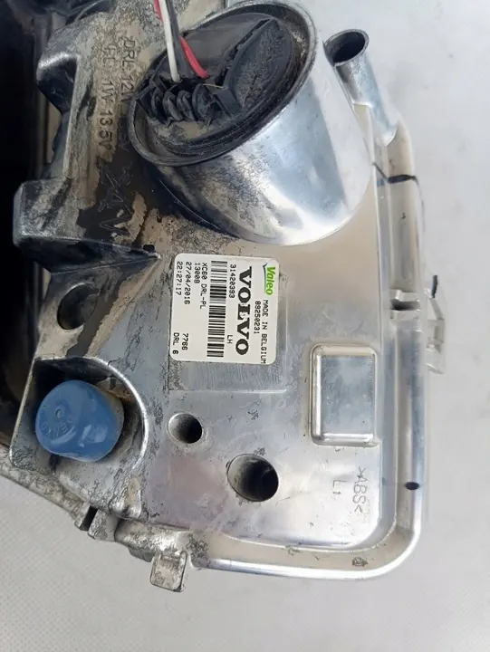 VOLVO XC60 13R - LUZES DIURNAS ESQUERDA 31420393 image 4