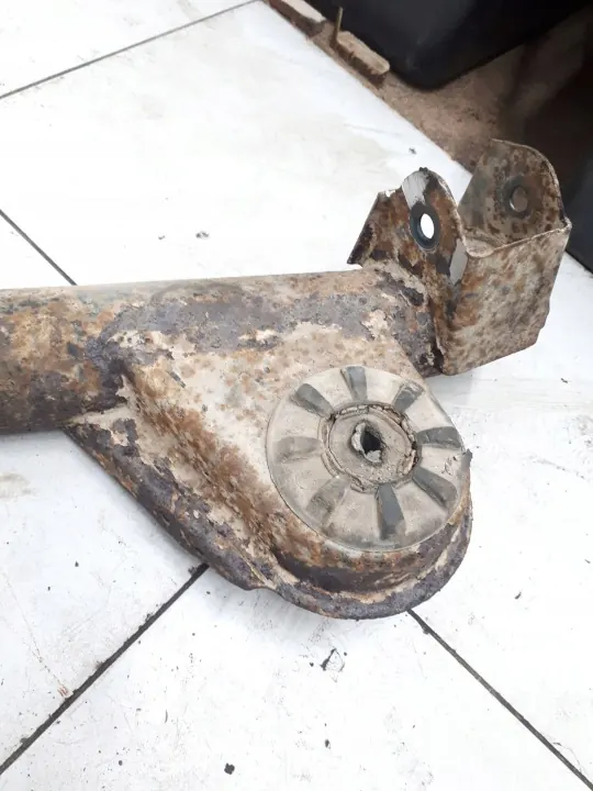 Ford Sierra Hinterfedern OEM ARA208522 - Gebraucht image 5