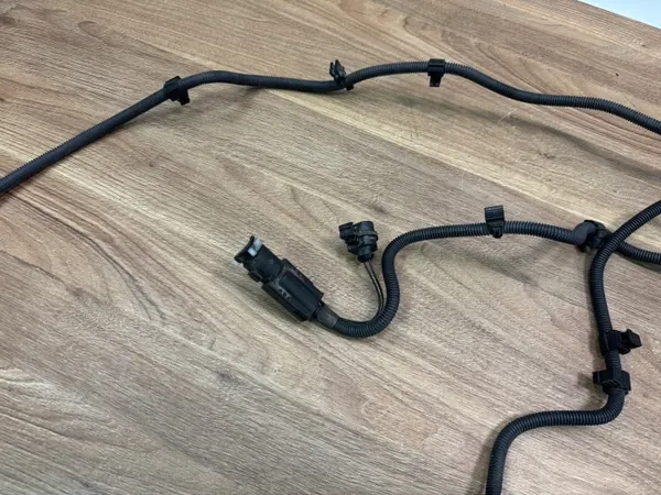 AdBlue-putki OEM 4M0131961B Audi Q7 Q8 VW Touareg image 3