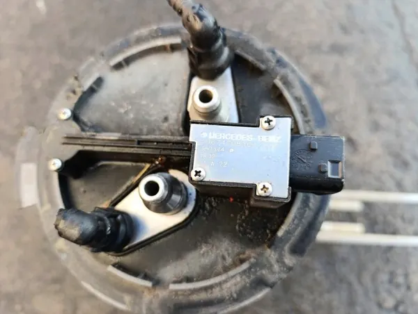 AdBlue-niveausensor OEM A9674708164 voor Mercedes Atego image 4