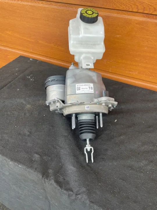 Pompe de frein Toyota OEM 47210-0D010 - Occasion Testée image 4