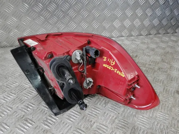 Lámpara Trasera Derecha Kia Sorento III 92402-C5500 image 5