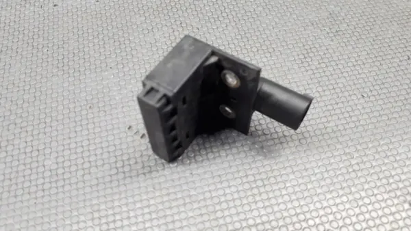 Contact de vitre de porte OEM 8366218 pour BMW E36 image 6