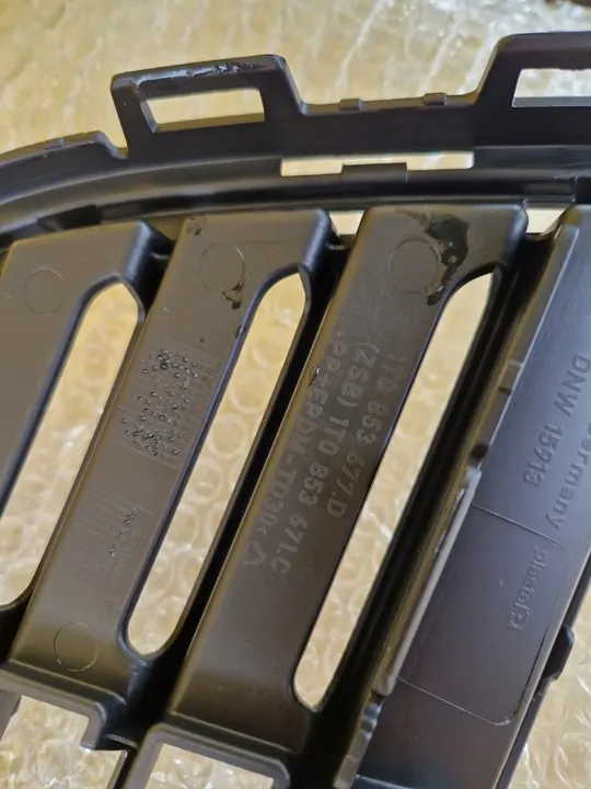 Griglia Paraurti Centrale VW Touran II 10- 1T0853677D image 6